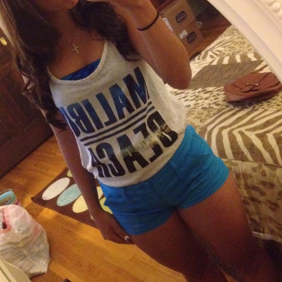 Razor back Malibu Beach tank from H&M - Picture 5 of 5